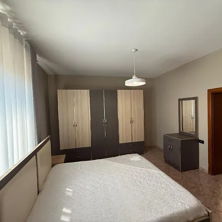 Base Apartamento Tirana